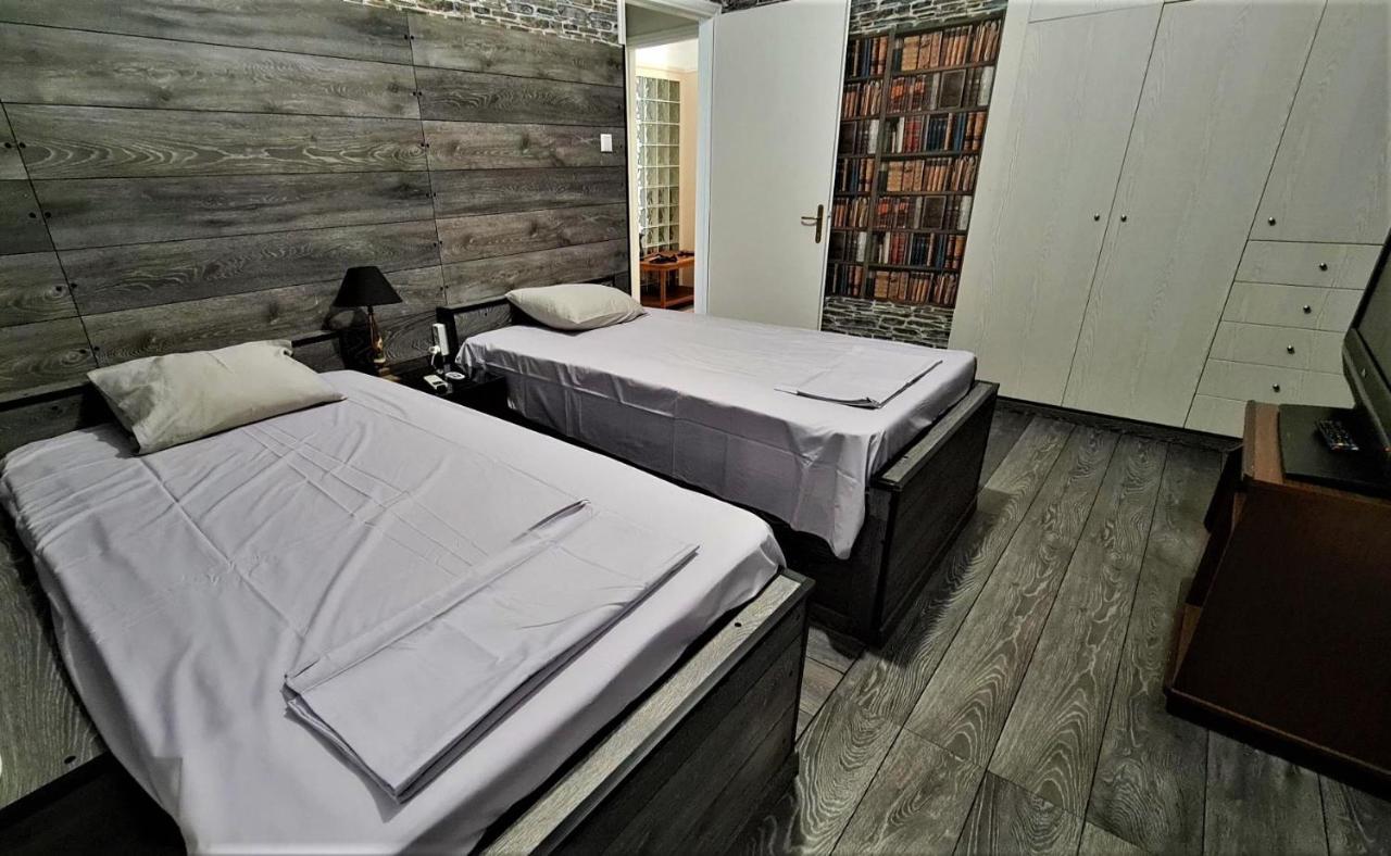 Zefyros Super Cool Apartments Next To Alimos Riviera Atene Esterno foto
